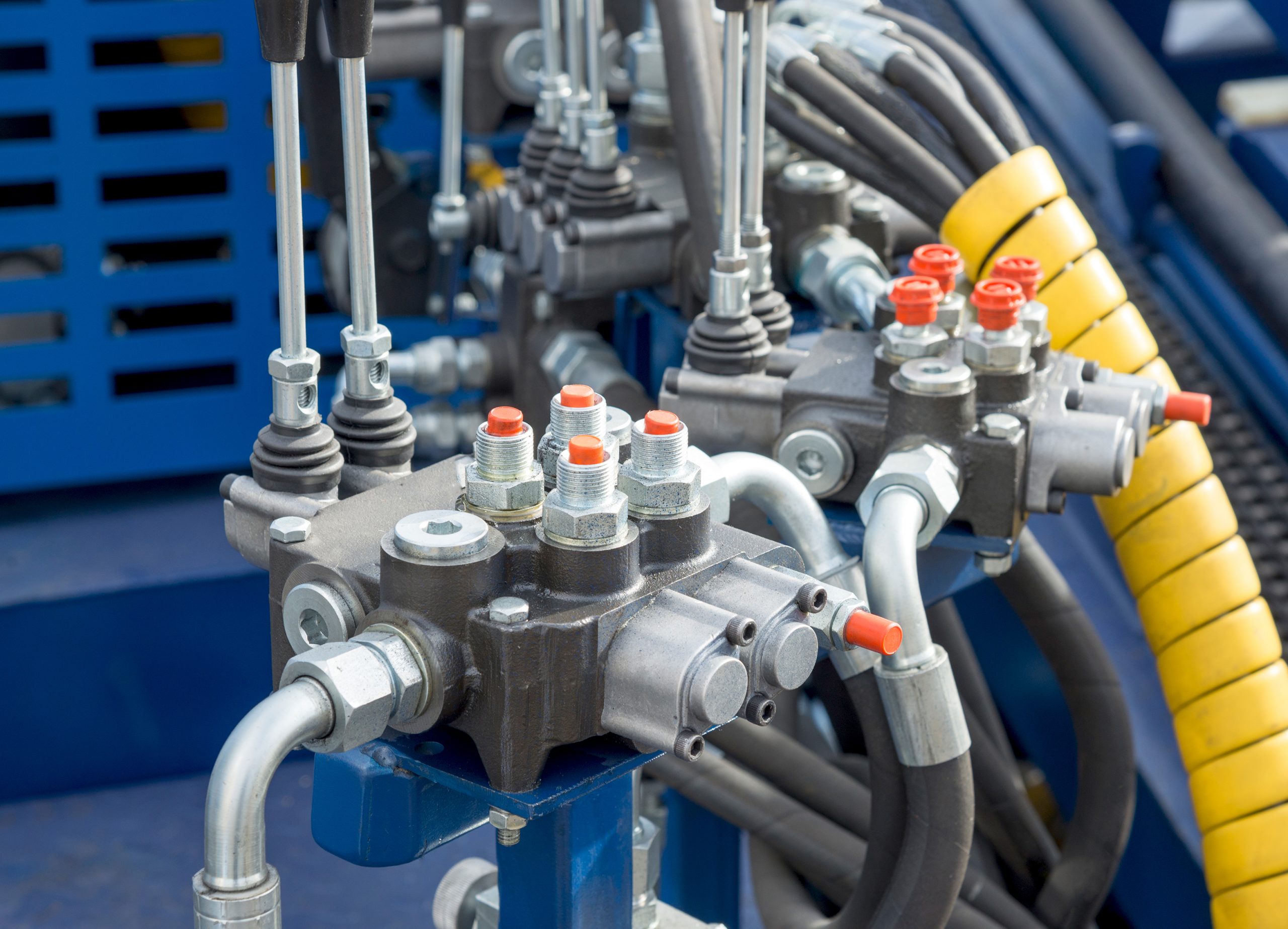 Signs that your hydraulic control valve needs repairing
